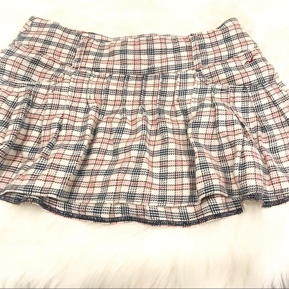 Hollister Dresses & Skirts - HOLLISTER Plaid Pleated Flared Mini Skirt Hollister Dresses & Skirts - HOLLISTER Plaid Pleated Flared Mini Skirt